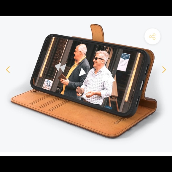 SNAKEHIVE VINTAGE LEATHER WALLET
APPLE IPHONE XR CASE - Picture 2 of 7